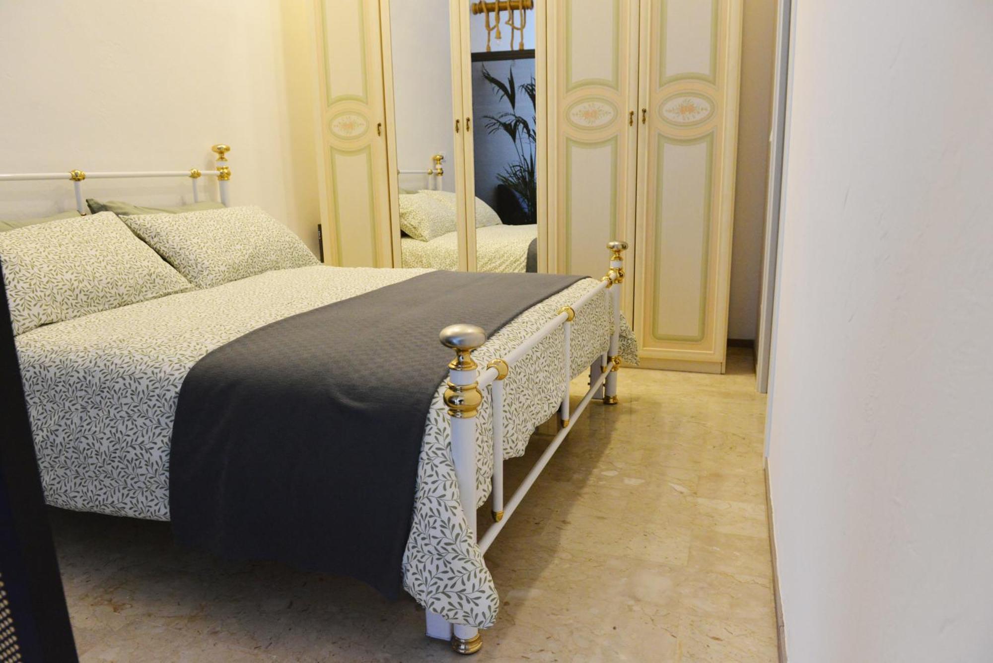 Lippolis Home Monopoli - Locazione Turistica Exterior foto